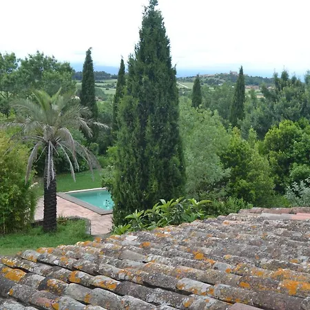 Casa rural Granja Ecuestre Sort *